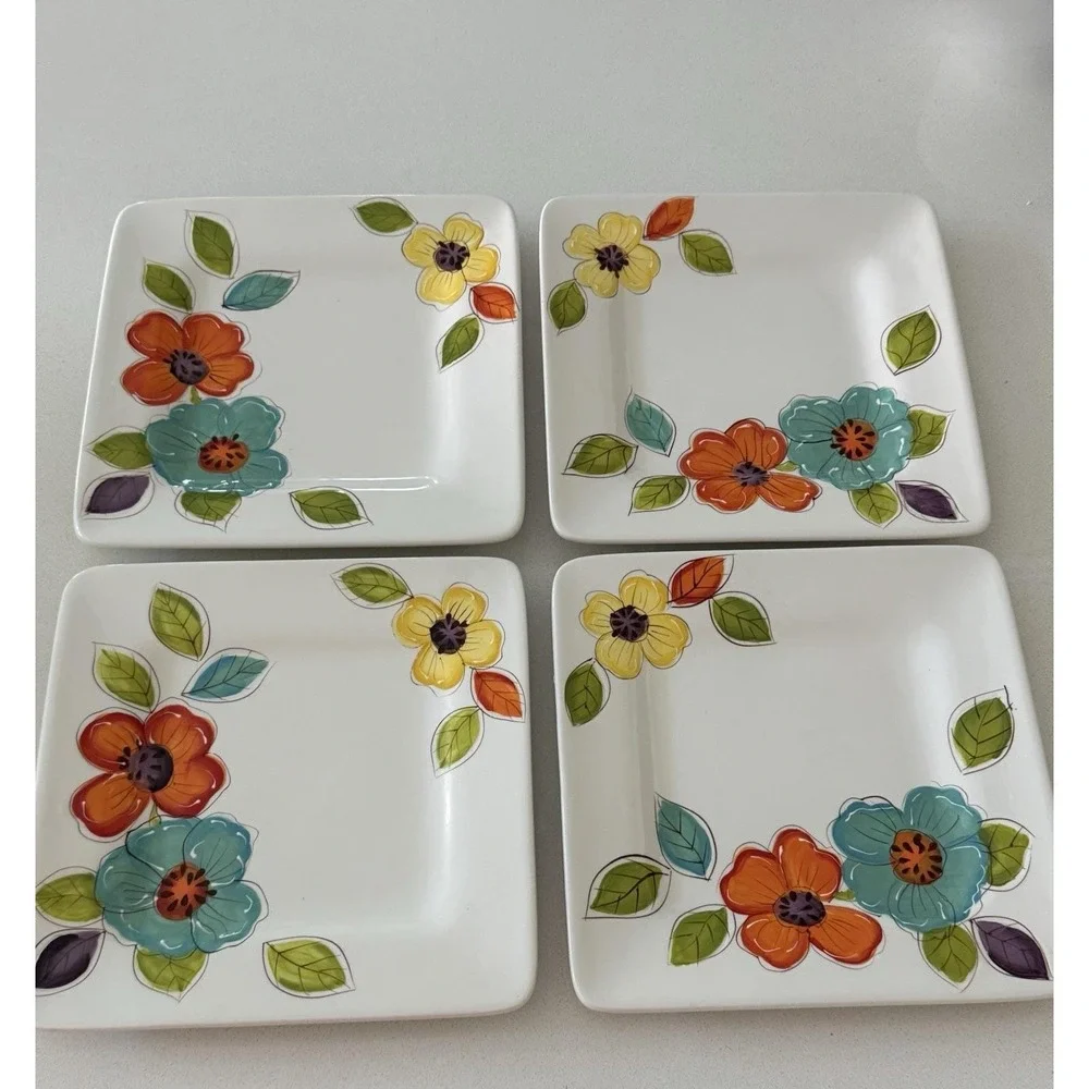 Pier 1 Brittany Square Earthenware Dinner Plates Floral 10.25